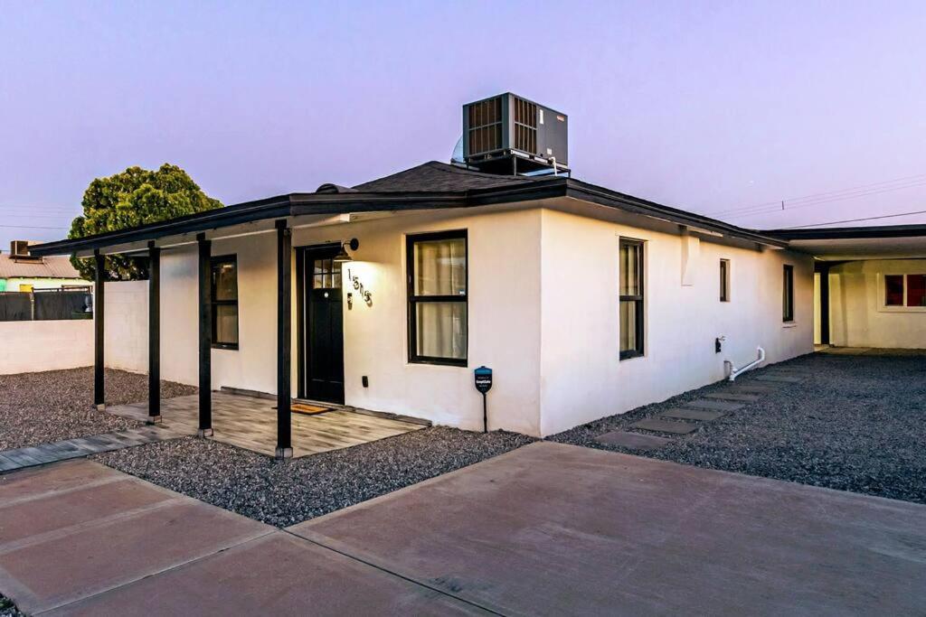 Phoenix Retreat - 1 Bedroom King Suite With 2 Smart Tvs - 10 Min From Airp - Unit B Extérieur photo